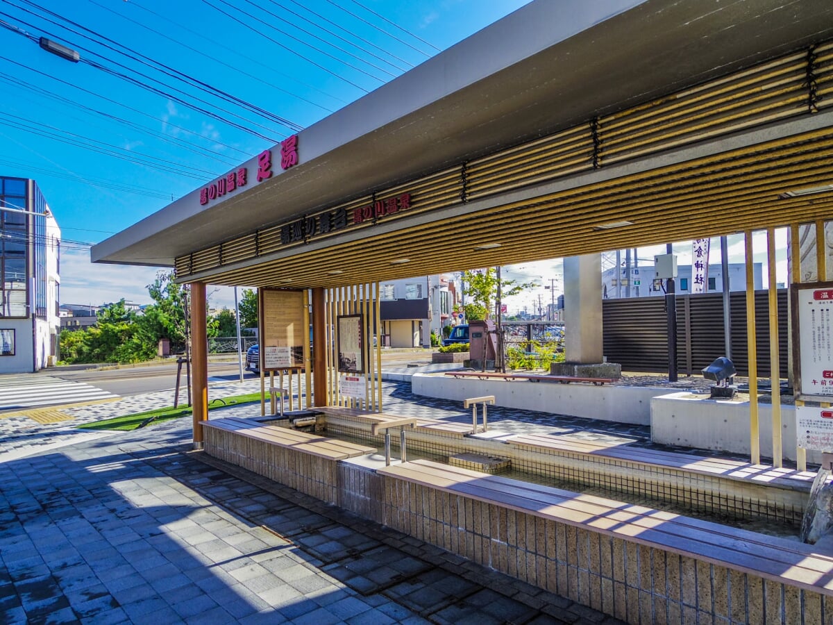 湯の川温泉足湯の写真3
