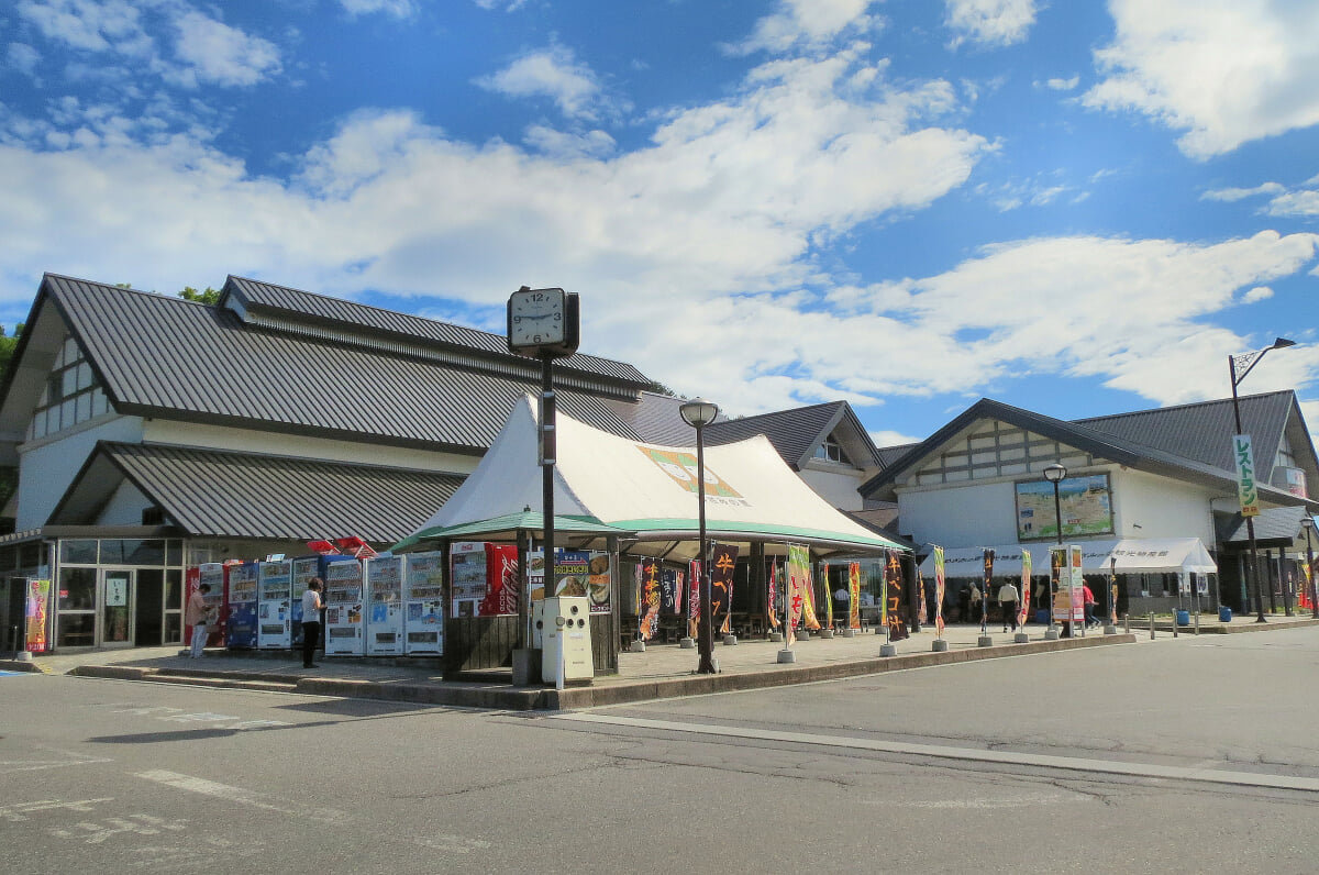 道の駅 いいで めざみの里観光物産館の写真3