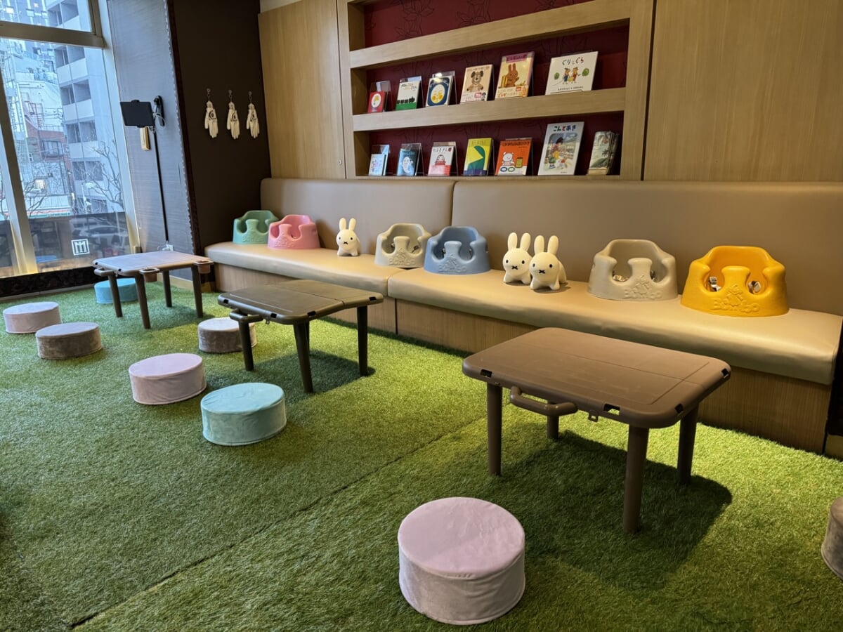 べるべるパーク 横浜ハマボールイアス店の写真2