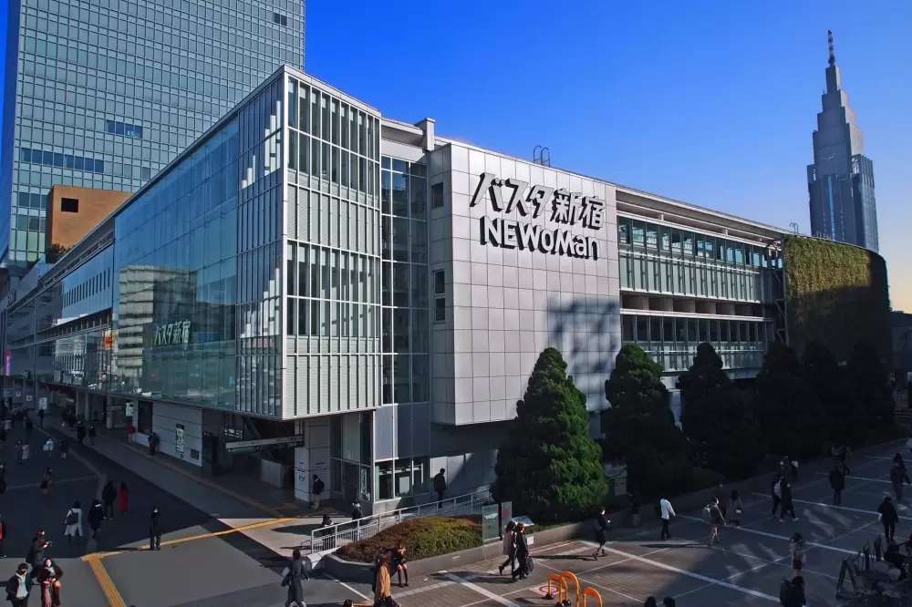 バスタ新宿の写真1