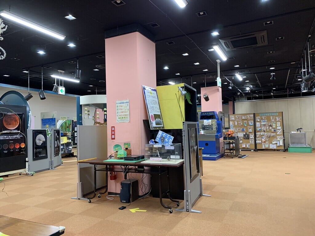 神奈川工科大学厚木市子ども科学館の写真1