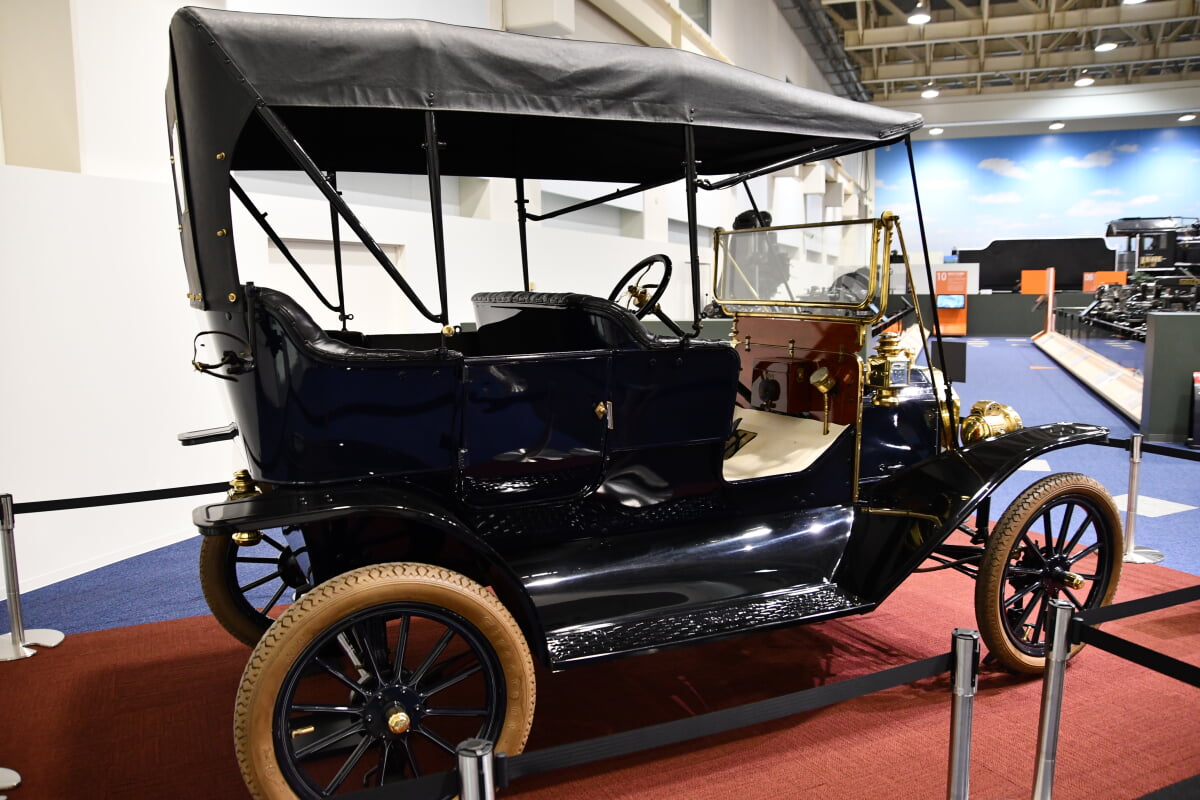 ヤマザキマザック工作機械博物館の写真4