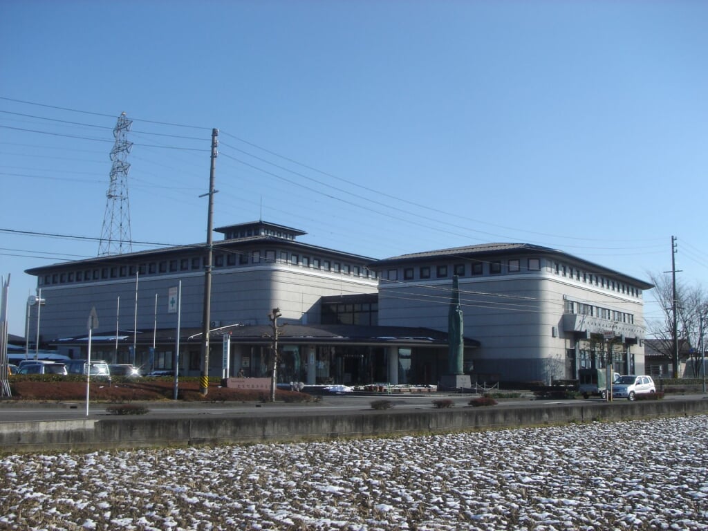 北方町総合体育館の写真1