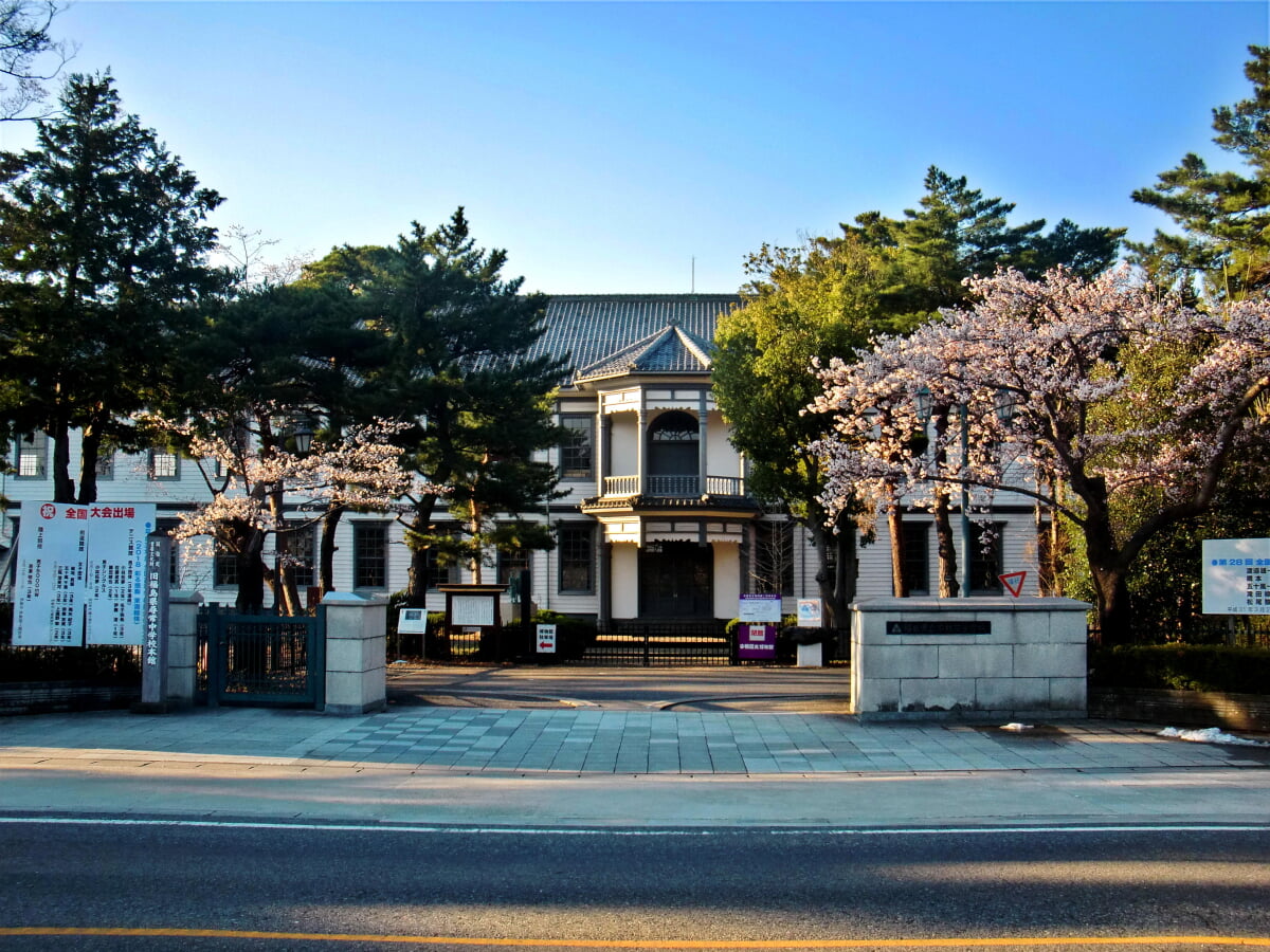 安積歴史博物館(旧福島県尋常中学校本館)の写真1