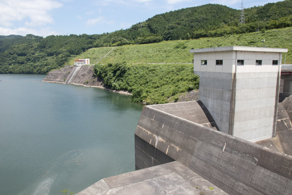 四時ダムの写真1
