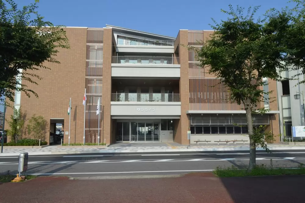 みよし市立中央図書館の写真1