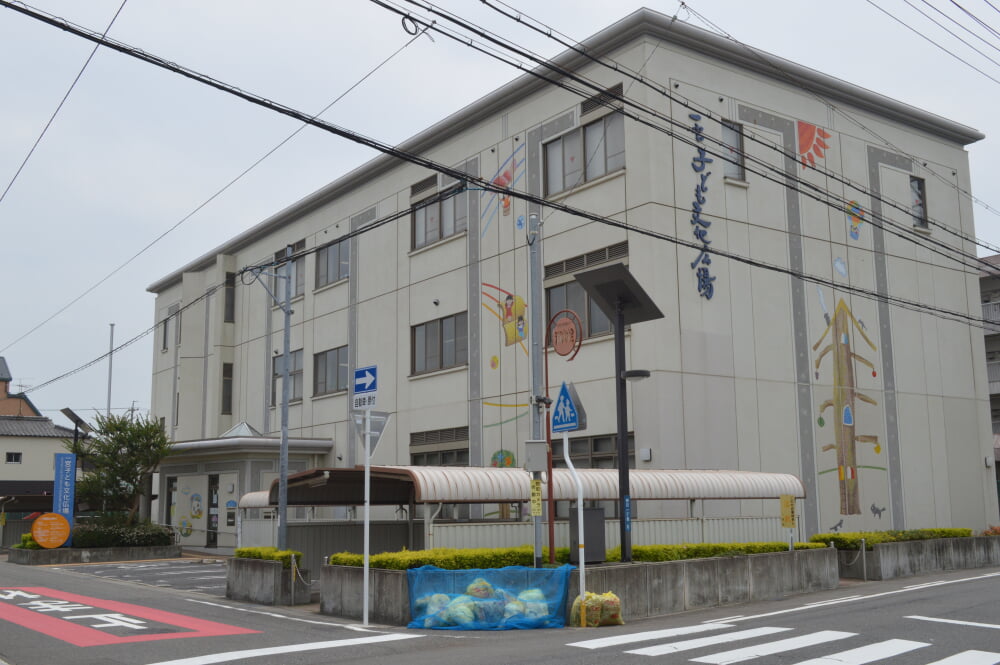 子ども文化広場図書館の写真1