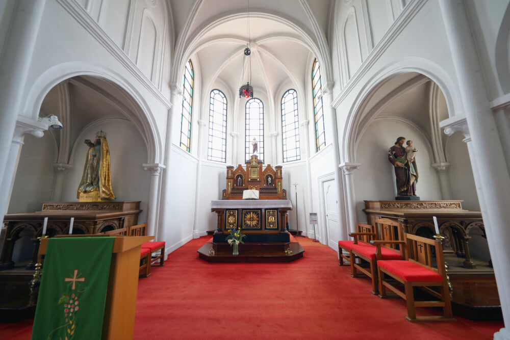 鶴岡カトリック教会天主堂の写真1