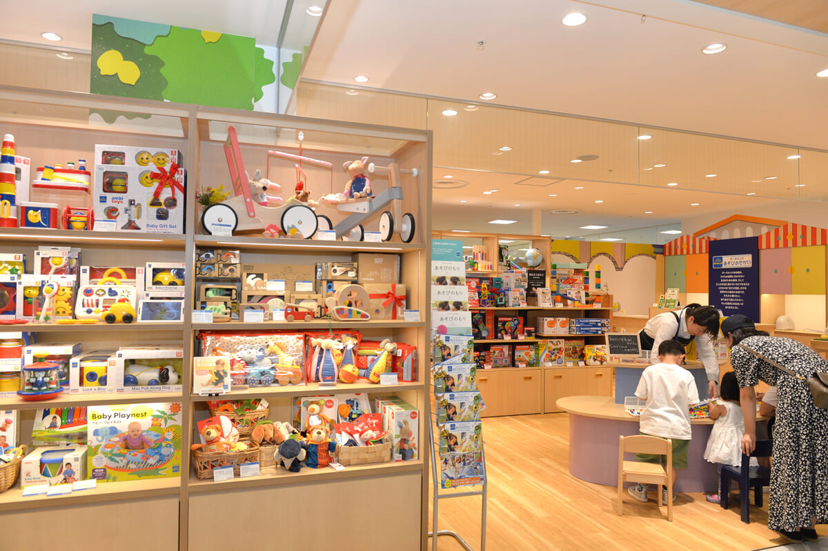 ボーネルンドあそびのせかい流山おおたかの森S・C店の写真4