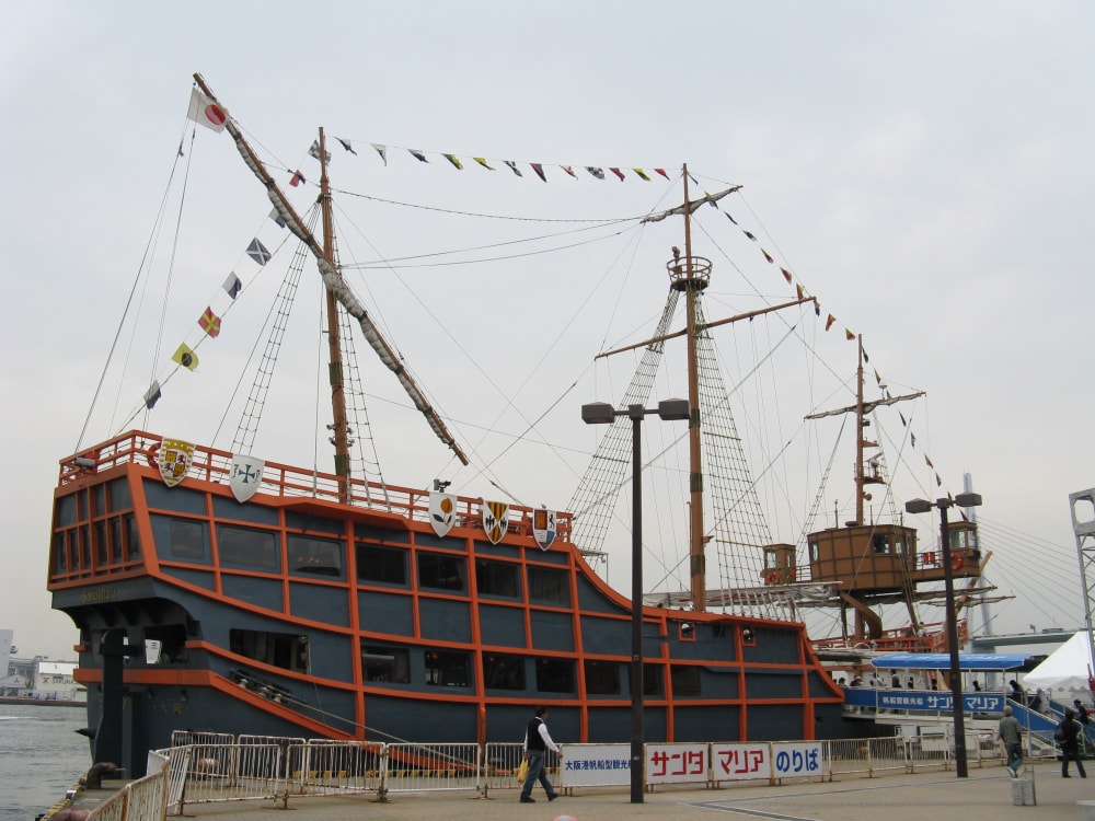 大阪港帆船型観光船 サンタマリアの写真2