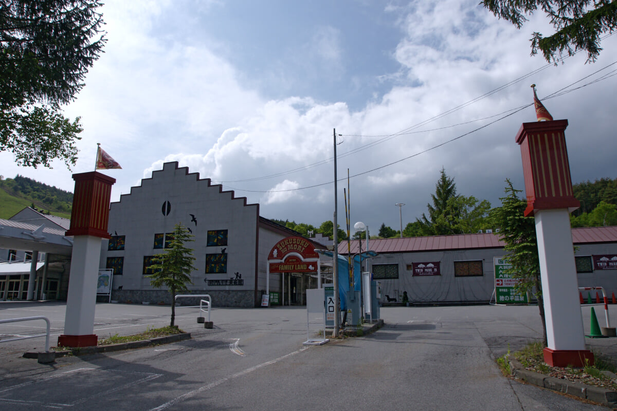 世界の影絵・きり絵・ガラス・オルゴール美術館の写真1