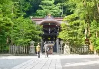 鶴岡八幡宮