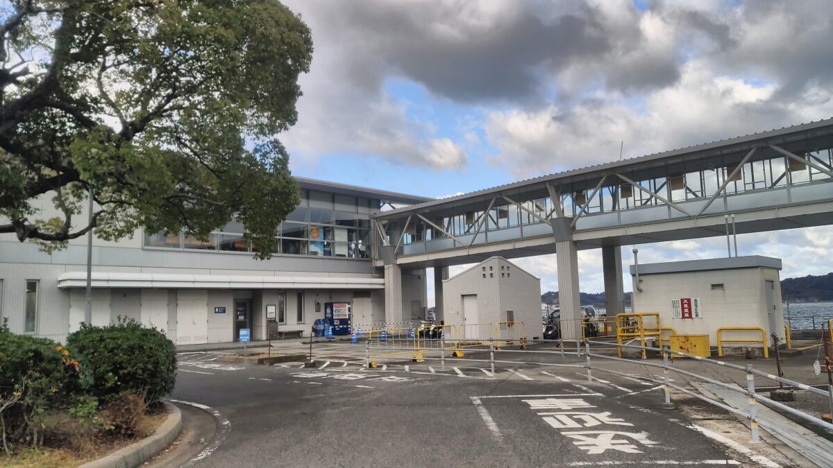 松山観光港の写真3