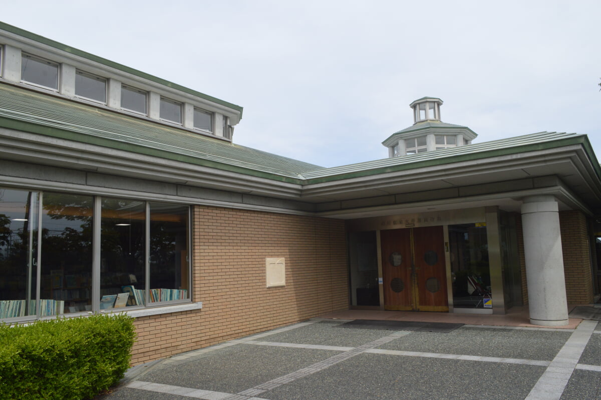 大井川図書館の写真1
