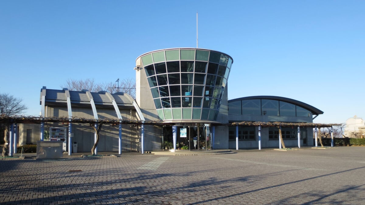 ふじの咲く丘・ふじふれあい館の写真1