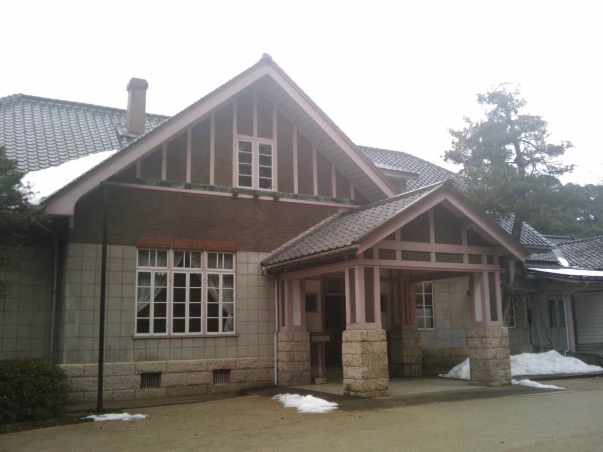 石川県立美術館の写真4