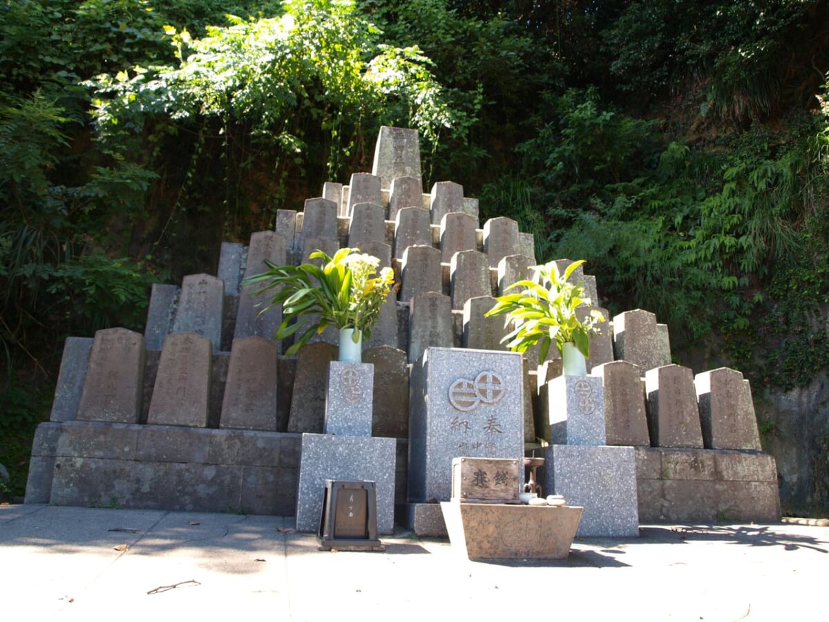 薩摩義士碑の写真1