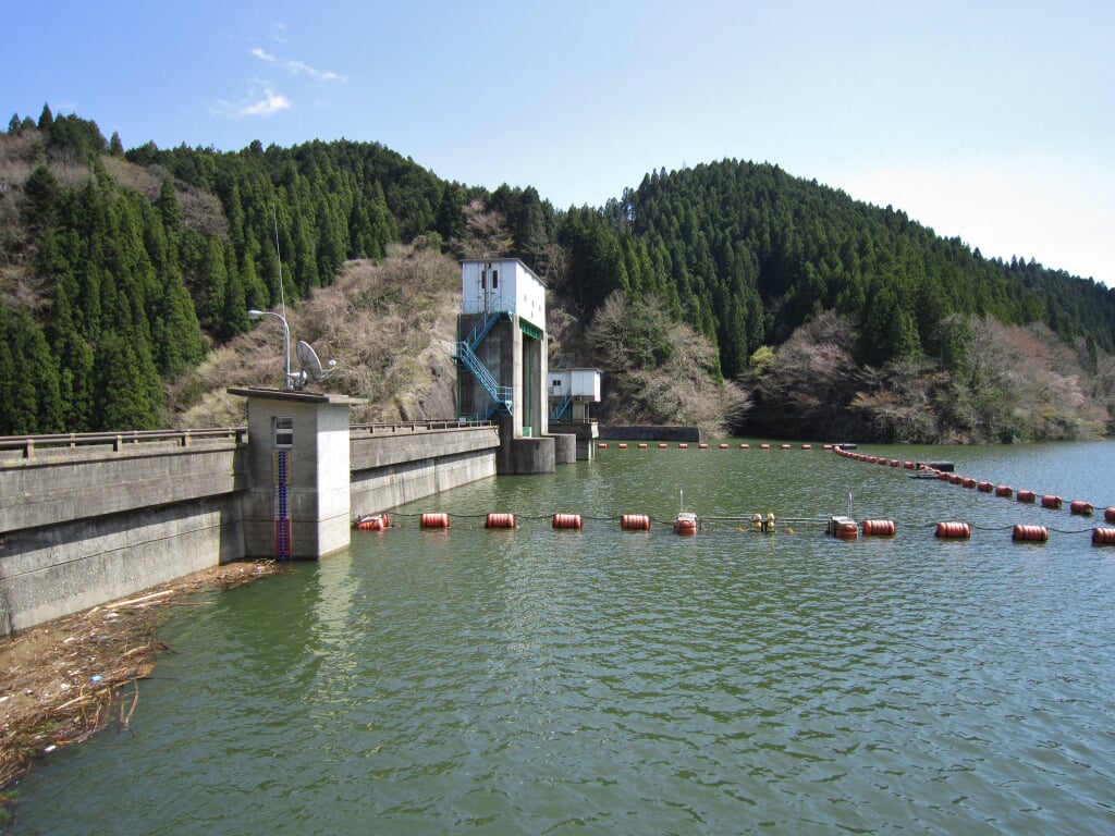 水沼ダムの写真1