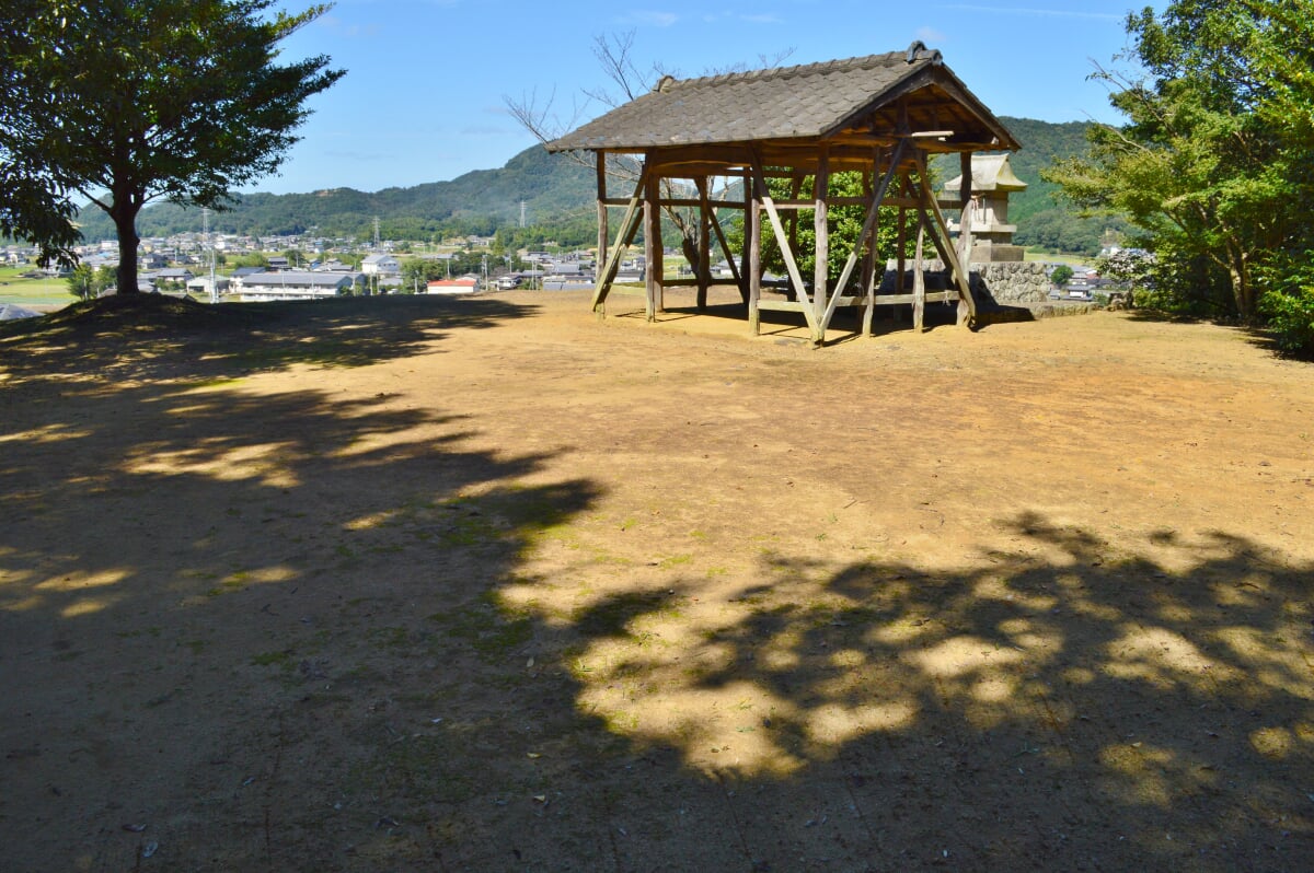 富田茶臼山古墳の写真3