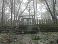 安徳天皇陵墓参考地