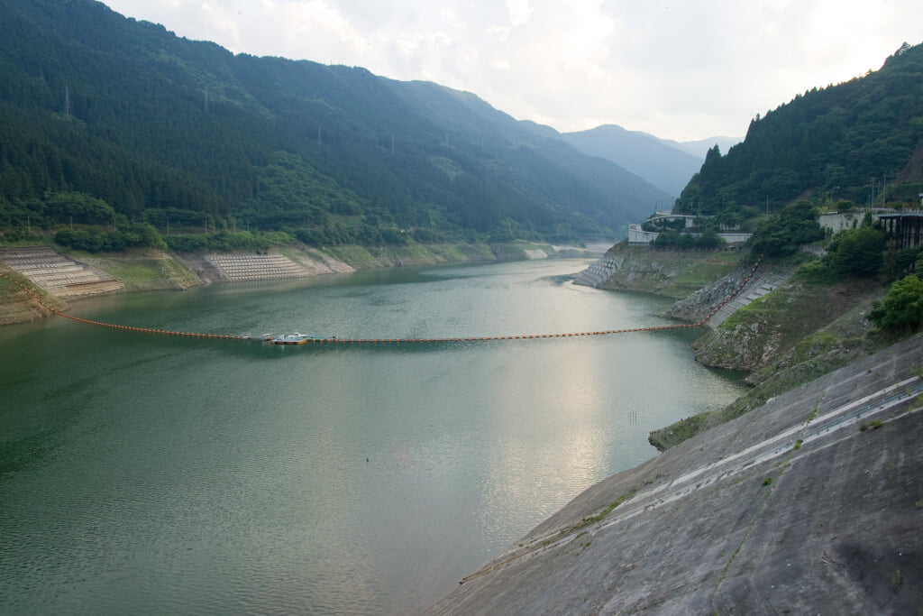 滝沢ダムの写真2