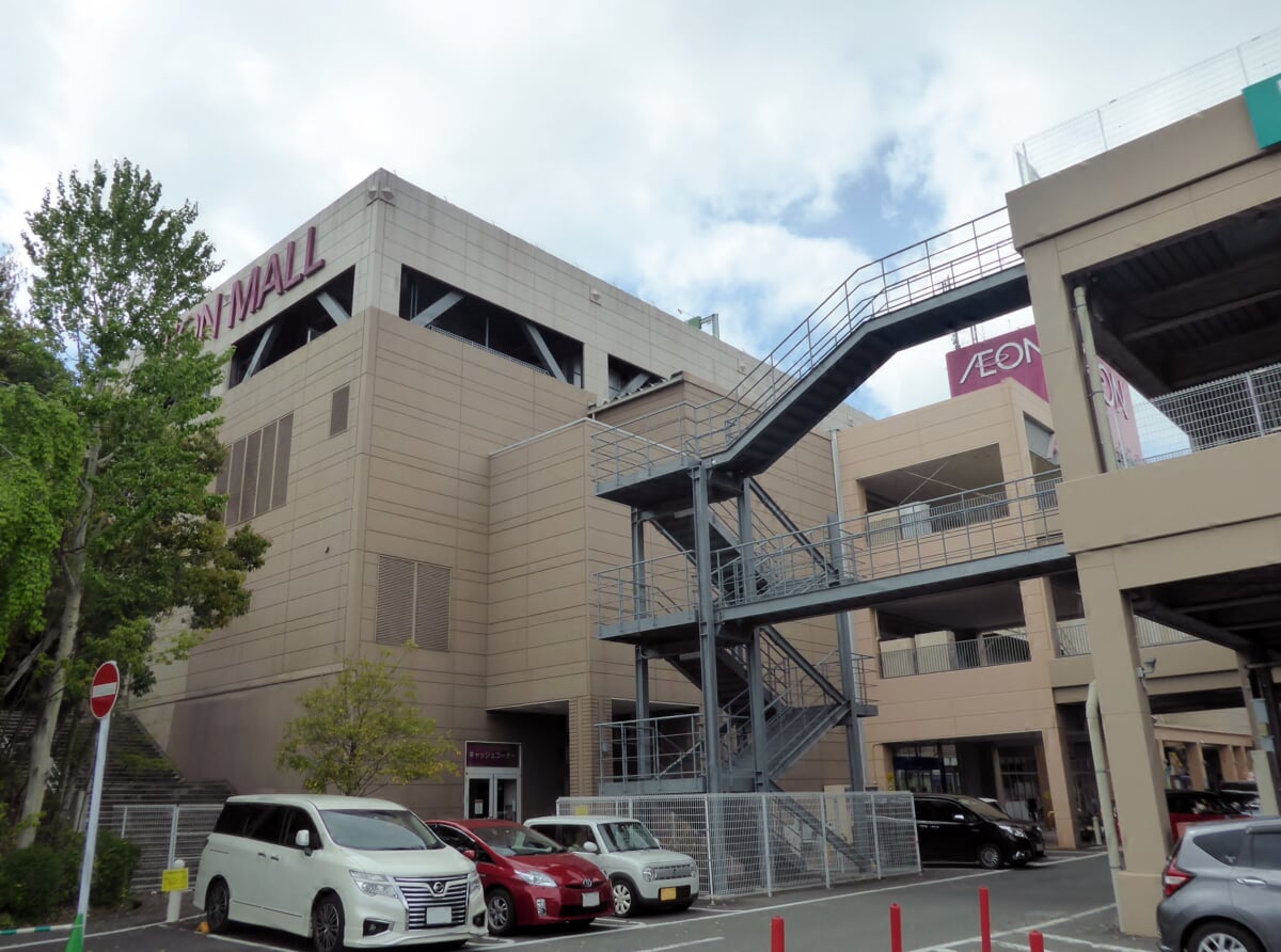 イオンモール猪名川の写真1