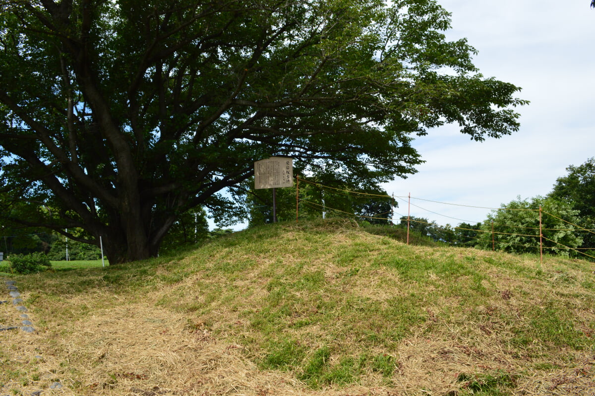 愛宕塚古墳の写真7