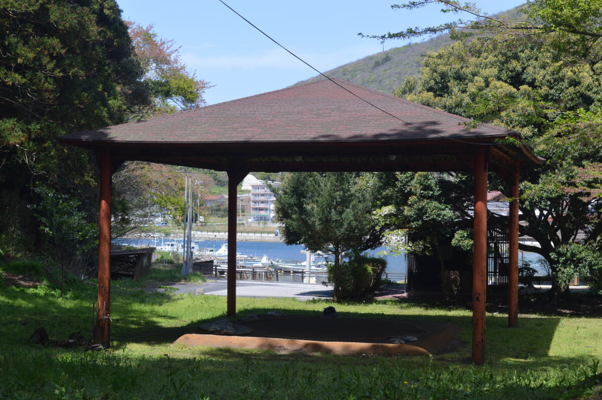由良比女神社の写真3