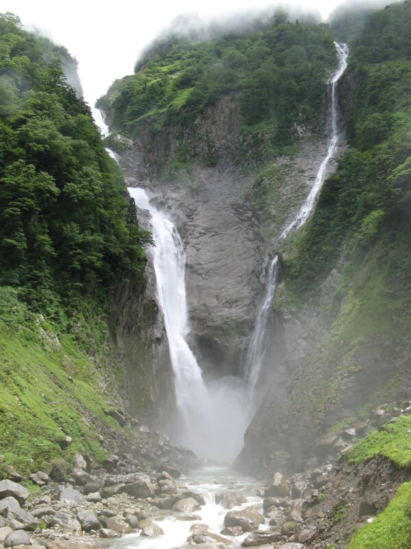 ハンノキ滝の写真2