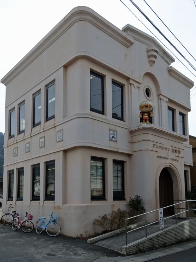 香美市立図書館 香北分館の写真1