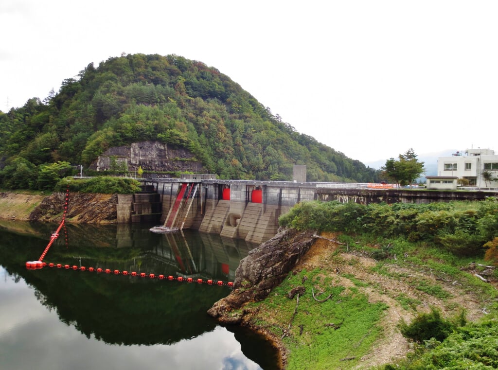 内の倉ダムの写真3