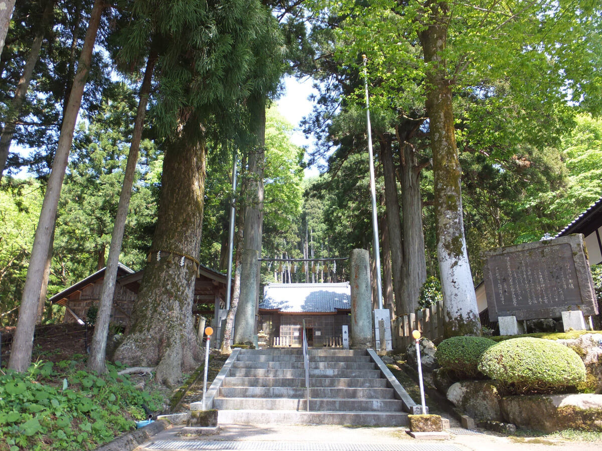 鵜甘神社の写真1