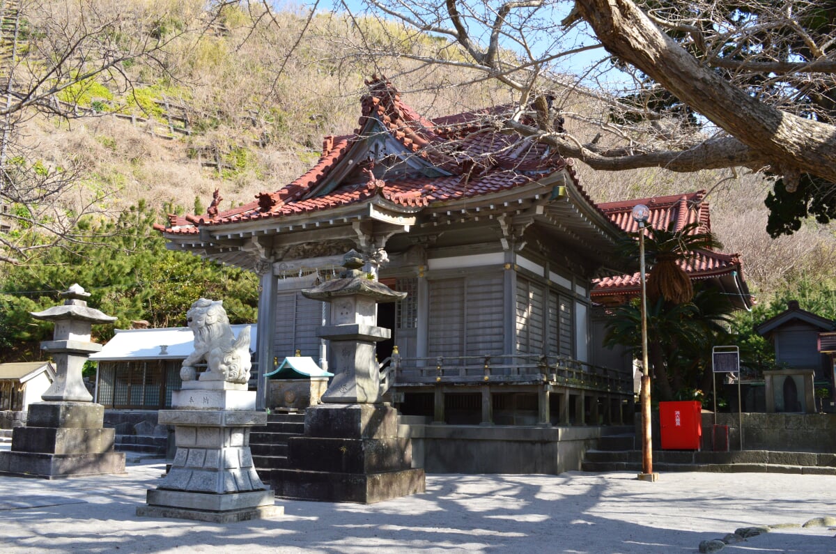物忌奈命神社の写真1