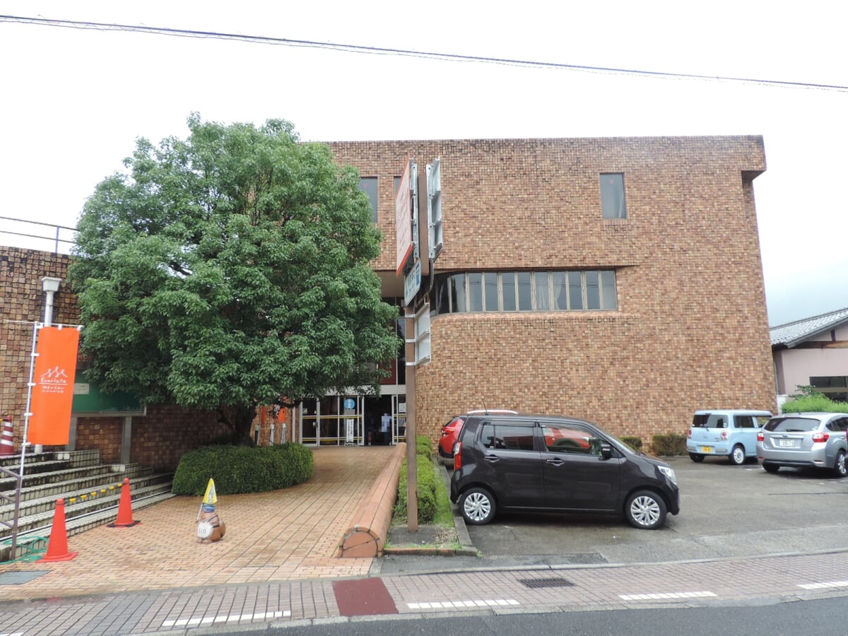 信楽伝統産業会館の写真1