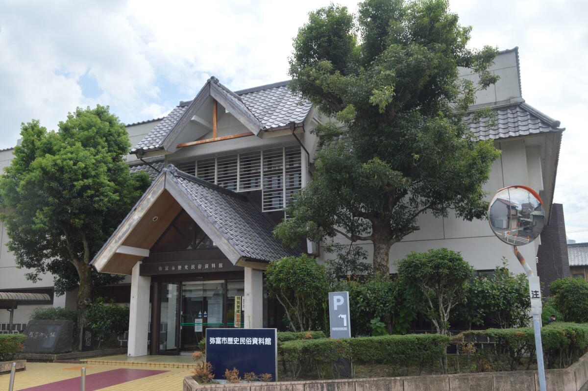 弥富市歴史民俗資料館の写真1