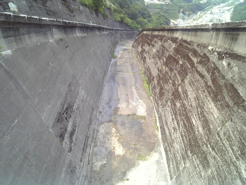 御母衣ダムの写真6