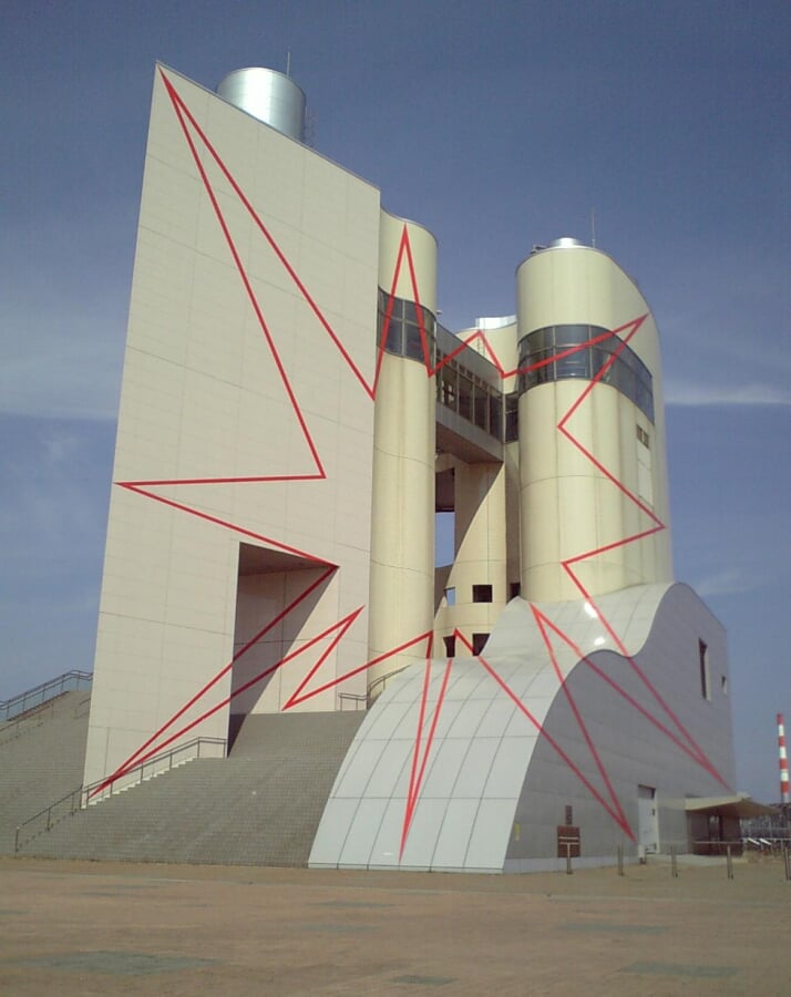 山の下みなとタワーの写真1