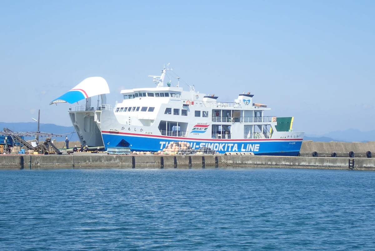 むつ湾フェリー かもしかの写真2