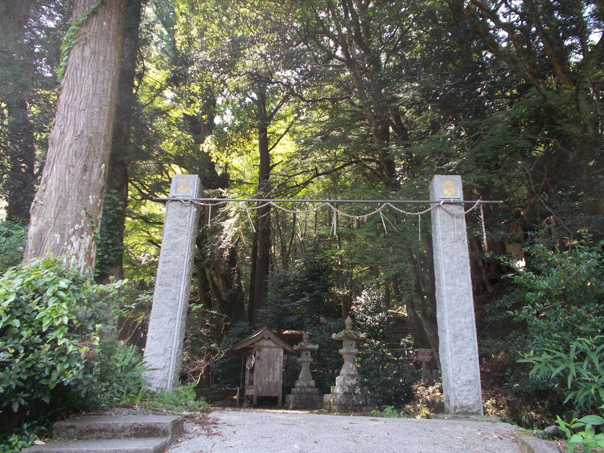 岩屋神社の写真2