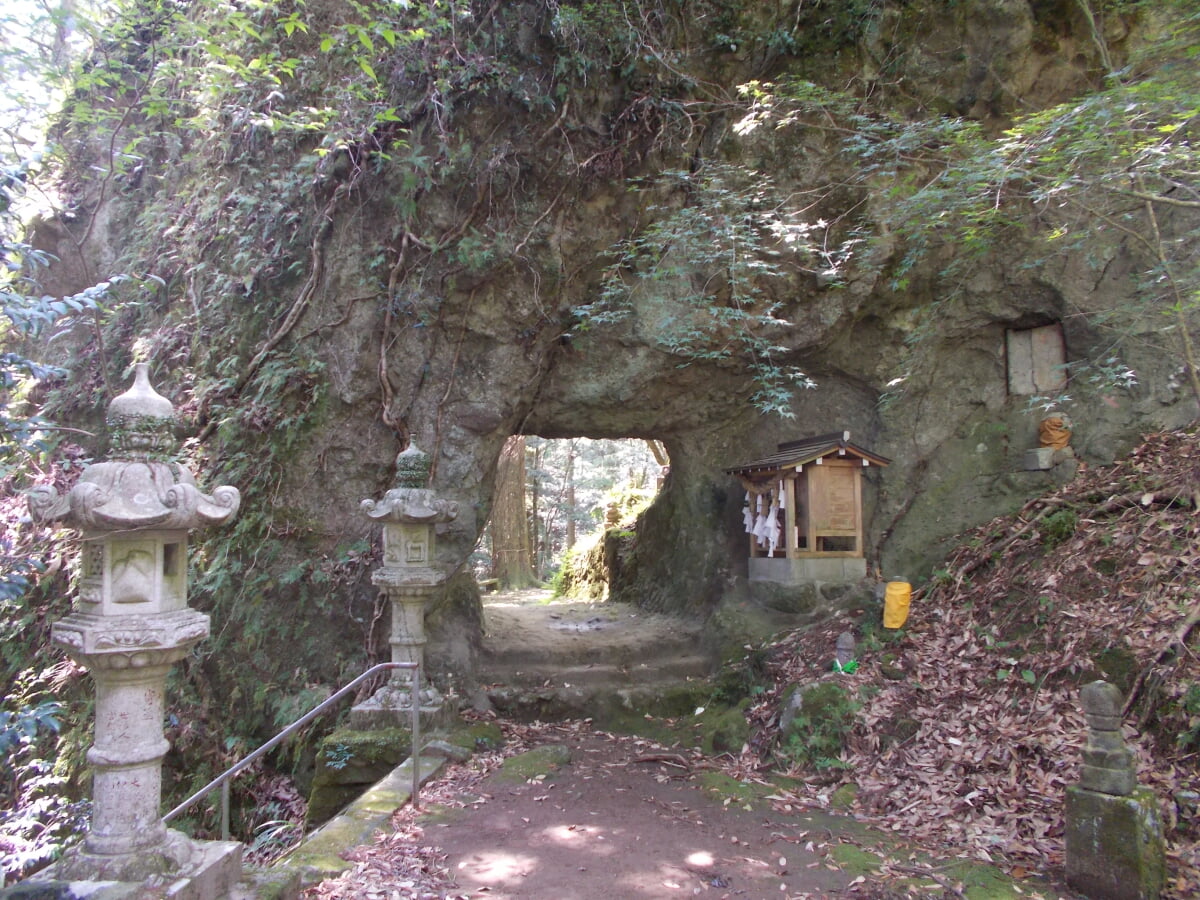 岩屋神社の写真3