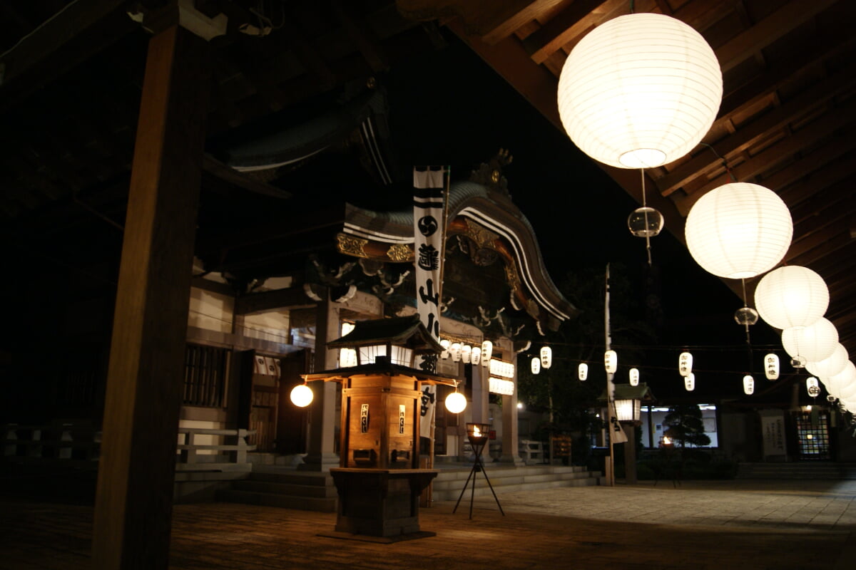 亀山八幡宮の写真2