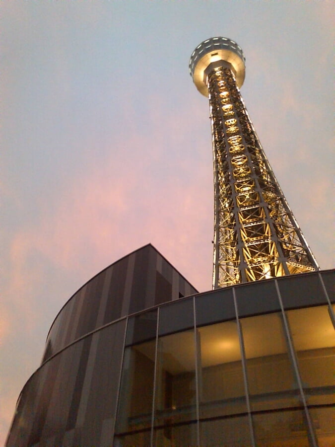 横浜マリンタワーの写真2