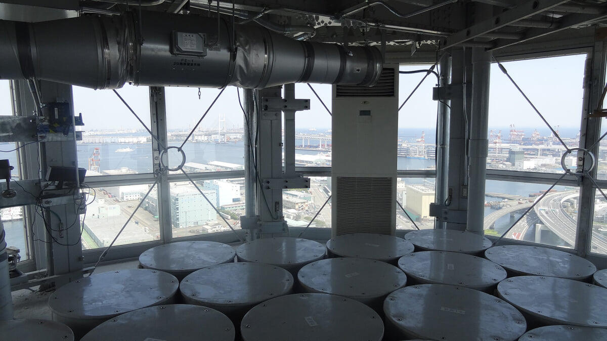 横浜マリンタワーの写真4