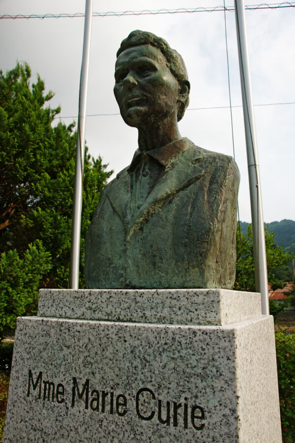 キュリー像の写真1