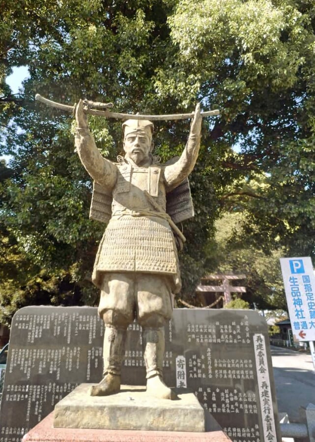 生品神社の写真2