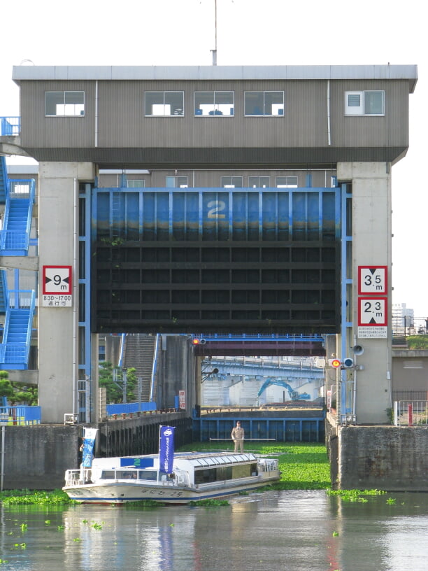 水上バス・アクアライナーの写真4