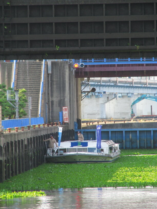 水上バス・アクアライナーの写真6