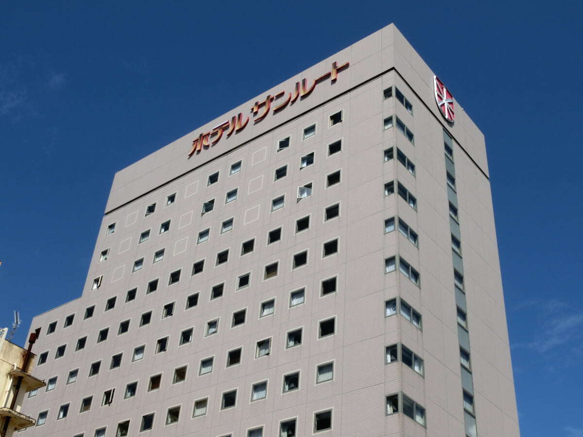 ホテルサンルート新潟の写真1