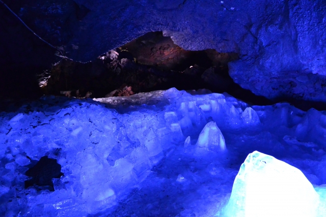 富岳風穴の写真2