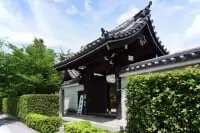 法金剛院